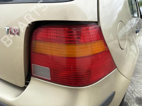 Højre baglygte VW GOLF IV (1J1) 1.9 TDI (90 hp) 27032880
