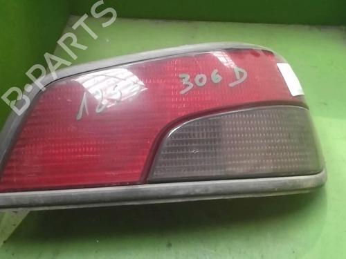 Used Right taillight PEUGEOT 306 Hatchback (7A, 7C, N3, N5) 1.8 D (58 hp) 27029777
