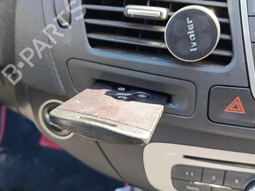 Used Card reader Card reader RENAULT LAGUNA III Grandtour (KT0/1) 1.5 dCi (KT0A, KT0R, KT02) (110 hp) 33992525 33992525