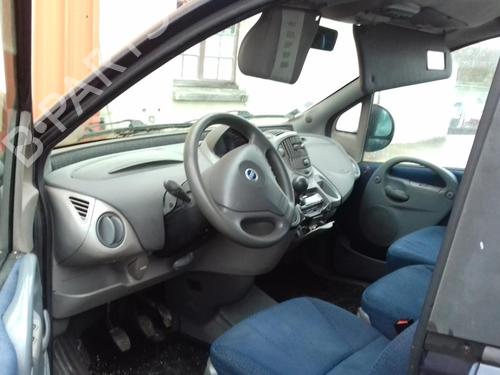 Left front indicator FIAT MULTIPLA (186_) 1.9 JTD 105 (186AXB1A) | BP27028192C32 