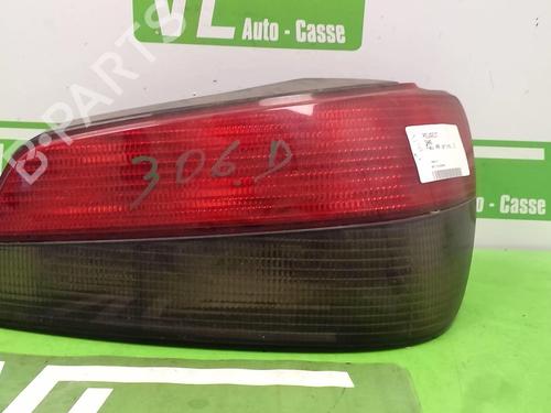 Right taillight PEUGEOT 306 Hatchback (7A, 7C, N3, N5) 1.9 D | BP27032230C35 