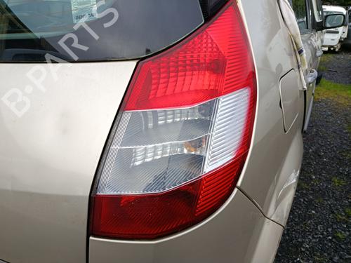 Used Right taillight RENAULT SCÉNIC II (JM0/1_) 1.6 (JM0C, JM0J, JM1B) (113 hp) 32166856