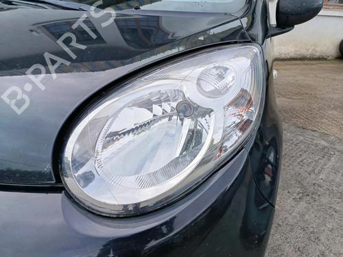Used Left headlight CITROËN C1 (PM_, PN_) 1.4 HDi (54 hp) 29990458