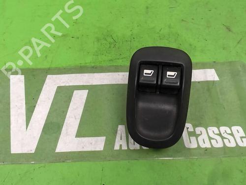 Used Switch PEUGEOT 206 Hatchback (2A/C) 1.4 i (75 hp) 27031253