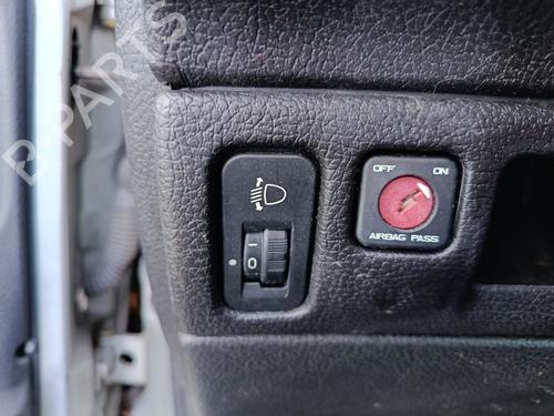 Forlygtekontakt PEUGEOT 206 SW (2E/K) 1.4 (75 hp) 30962597