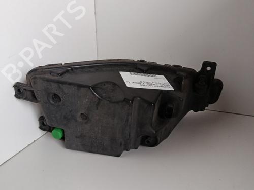 right-front-fog-light-vw-passat-b8-variant-3g5-cb5-2014-31049823 main image