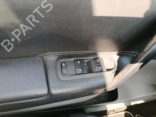 Used Left front window switch Left front window switch 37631981 37631981