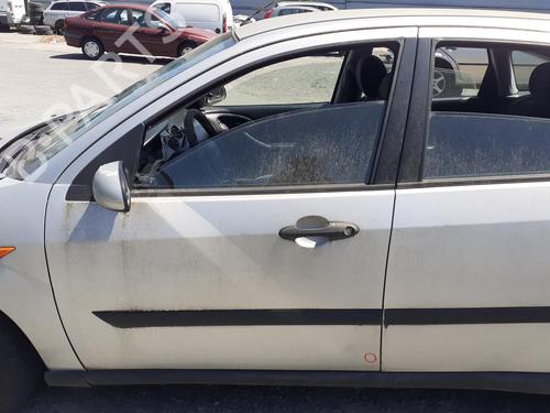 Used Left front door FORD FOCUS I (DAW, DBW) 1.8 Turbo DI / TDDi (90 hp) 27366910