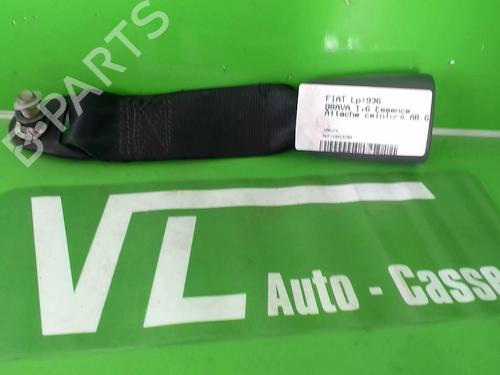 Used Seat buckle FIAT BRAVA (182_) 1.6 16V (182.BB) (103 hp) 27038228