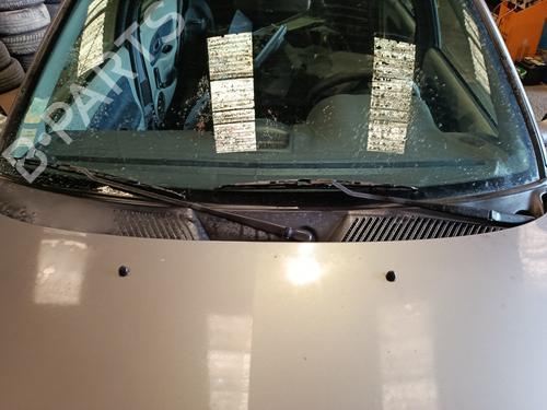 front-windshield-wiper-arm-renault-clio-ii-bb_-cb_-1998-1999-2000-2001-2002-2003-2004-2005-2006-2007-2008-2009-2010-2011-2012-2013-2014-2015-2016-32493601 main image