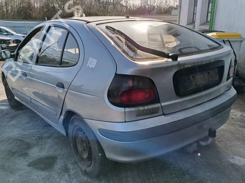 Used Parts RENAULT MEGANE I (BA0/1_) 1.4 e (BA0E, BA0V) 4455100