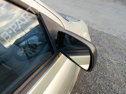 right-mirror-toyota-yaris-_p1_-1999-2000-2001-2002-2003-2004-2005-40112616 main image