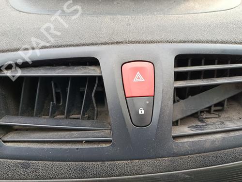 Used Warning switch RENAULT MEGANE III Coupe (DZ0/1_) 1.5 dCi (DZ09, DZ0D, DZ1F, DZ1G, DZ14, DZ29) (110 hp) 30444414