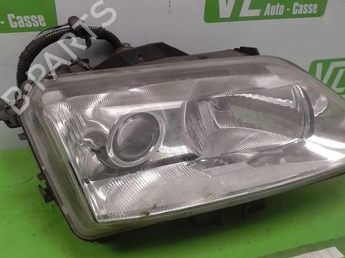 Right headlight RENAULT ESPACE III (JE0_) 2.2 dCi (JE0S) | BP27037528C29 