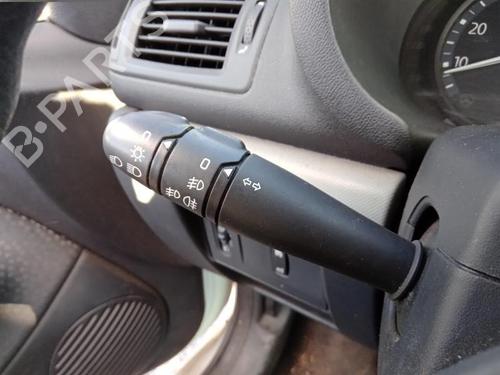 Used Switch Switch RENAULT CLIO II (BB_, CB_) 1.5 dCi (B/CB3M) (64 hp) 27028988 27028988
