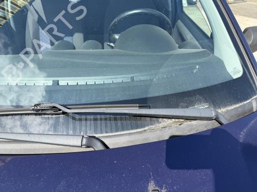 Used Front windshield wiper arm FORD FIESTA V (JH_, JD_) 1.4 16V (80 hp) 27033411