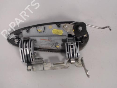 Used Front left exterior door handle FIAT GRANDE PUNTO (199_) 1.3 D Multijet (75 hp) 27031626