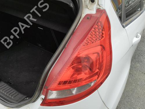 Used Right taillight FORD FIESTA VI (CB1, CCN) 1.4 TDCi (70 hp) 27033474