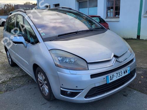 Used Right front fenders CITROËN C4 Grand Picasso I (UA_) 1.6 HDi (109 hp) 27028824