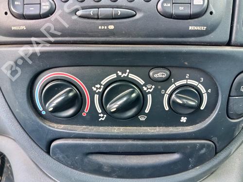 Used Climate control Climate control RENAULT MEGANE Scenic (JA0/1_) 1.6 e (JA0F) (90 hp) 32784046 32784046