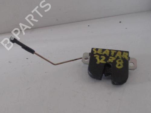 Used Tailgate lock SEAT IBIZA III (6L1) 1.4 TDI (70 hp) 27032466
