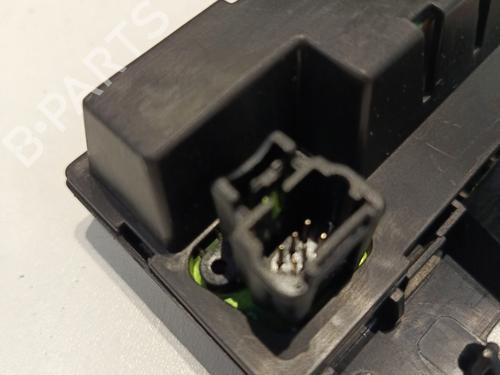 Display monitor PEUGEOT 206 Hatchback (2A/C) 1.6 i | BP29565231C48 