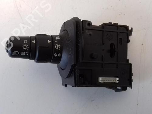 Used Switch RENAULT SCÉNIC II (JM0/1_) 2.0 (JM05, JM0U, JM1N, JM1U, JM2V) (135 hp) 27026843