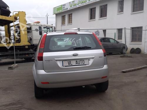 Right front fog light FORD FIESTA V (JH_, JD_) 1.4 TDCi | BP27034435C31 