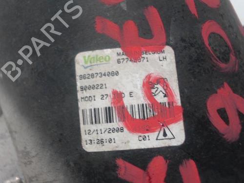 Used Right front fog light Right front fog light PEUGEOT 206 Hatchback (2A/C) 1.4 HDi eco 70 (68 hp) 27036310 27036310