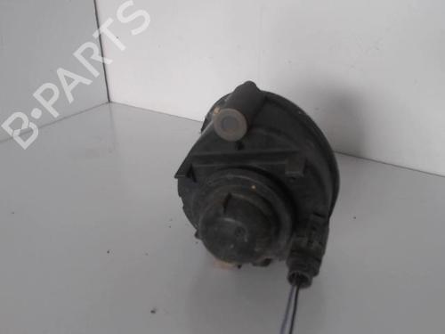 Used Right front fog light Right front fog light RENAULT SCÉNIC I MPV (JA0/1_, FA0_) 1.6 (JA00, JA16, JA15, JA19, JA1V, JA2B, JA2C, JA0B,... (107 hp) 27033651 27033651