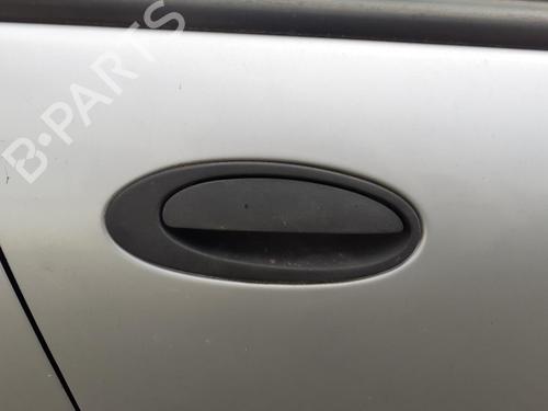 Used Front right exterior door handle RENAULT LAGUNA I (B56_, 556_) 1.8 (B56Z) (94 hp) 27574397
