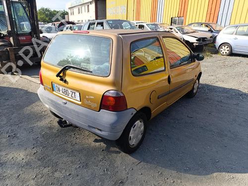 Nummerpladelys Nummerpladelys RENAULT TWINGO I (C06_) 1.2 (C066, C068) (58 hp) 36861786 36861786