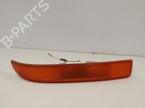 Clignotant avant droit Clignotant avant droit RENAULT MASTER II Van (FD) 2.2 dCI 90 (FD0G, FD0N, FD2G, FD2N, FD3G, FD3N) (90 hp) 34057447 34057447