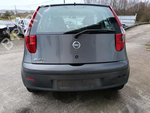 Heckklappe für FIAT PUNTO (188_) 1.2 60 (188.030, .050, .130, .150, .230, .250) (60 hp) 32126534