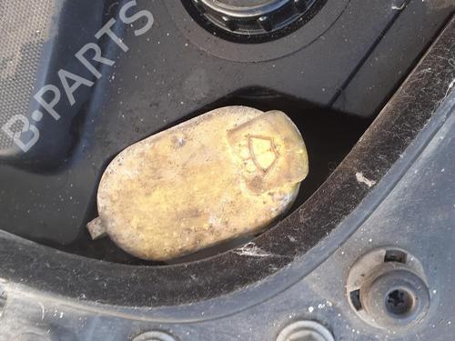 Used Windscreen washer tank RENAULT LAGUNA II (BG0/1_) 2.2 dCi (BG0F) (150 hp) 27359578