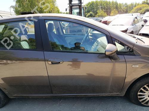 right-front-door-fiat-grande-punto-199_-2005-37230394 main image