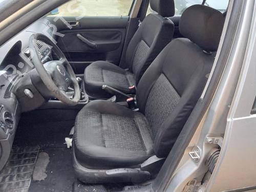 Used Seat buckle VW GOLF IV (1J1) 1.9 TDI (90 hp) 27026967