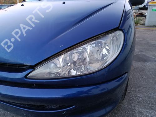 Used Left headlight PEUGEOT 206 Hatchback (2A/C) 1.1 i (60 hp) 30635714