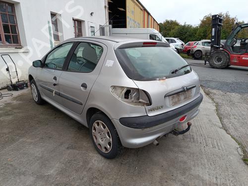 Front right lock PEUGEOT 206 Hatchback (2A/C) 1.9 D | BP30132825C97 