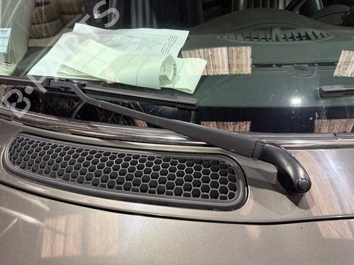 Used Front windshield wiper arm Front windshield wiper arm MINI MINI (R50, R53) One (90 hp) 40174454 40174454