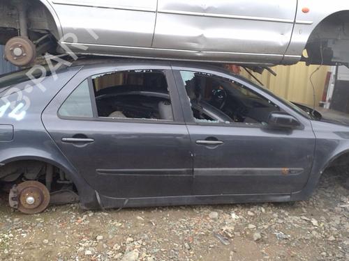 Højre forlygte RENAULT LAGUNA II (BG0/1_) 1.6 16V (BG1G, BG1H) | BP27037932C29 