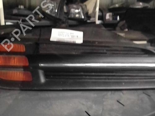 Used Right front indicator NISSAN MICRA III (K12) 1.2 16V (80 hp) 27038139