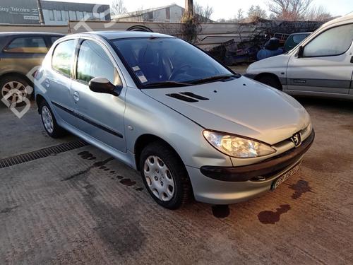 Display monitor PEUGEOT 206 Hatchback (2A/C) 1.4 HDi eco 70 | BP27036092C48 