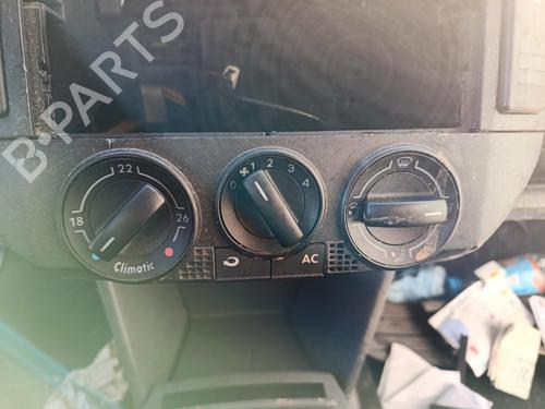 Commande Chauffage VW POLO IV (9N_, 9A_) 1.4 TDI (70 hp) 29847102