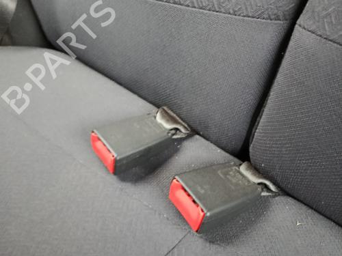 Used Seat buckle FIAT PUNTO (188_) 1.2 60 (188.030, .050, .130, .150, .230, .250) (60 hp) 32126541