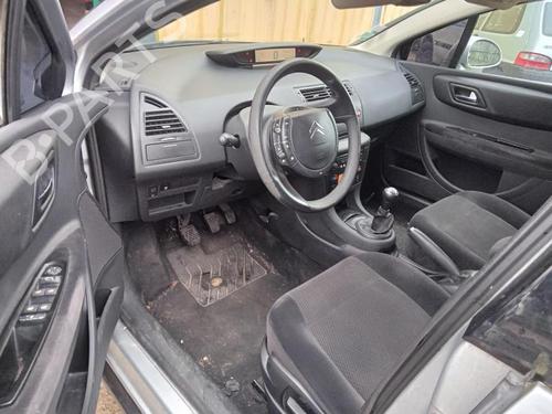 Brugte CITROËN C4 I Saloon 1.6 HDi (109 hp) 2896802