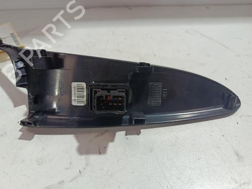 Right front window switch HYUNDAI ix20 (JC) 1.6 CRDI | BP40049323I26 - Image 4