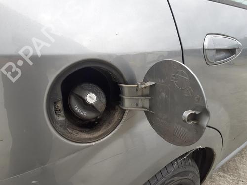 fuel-flap-fiat-grande-punto-199_-2005-27326491 main image