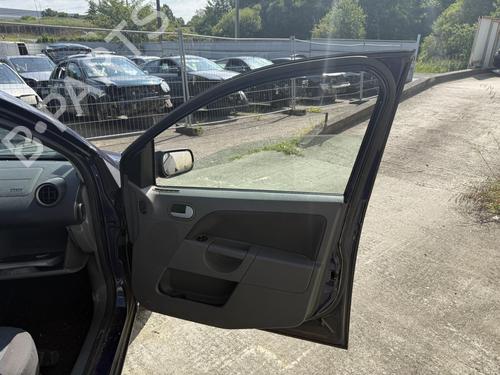 Right front door FORD FIESTA V (JH_, JD_) 1.4 16V | BP27033398C3 