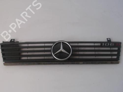 Used Grille MERCEDES-BENZ VITO Van (W638) 108 D 2.3 (638.064, 638.068) (79 hp) 27034010